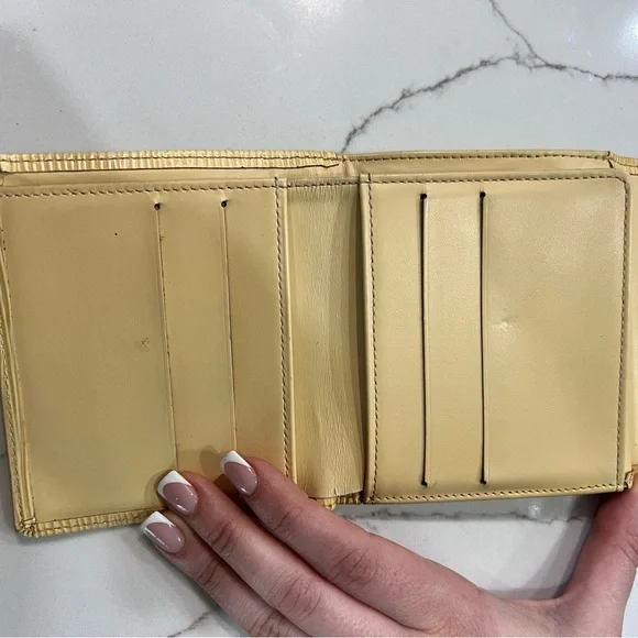 Vintage Louis Vuitton Elise Wallet - Picture 10 of 12
